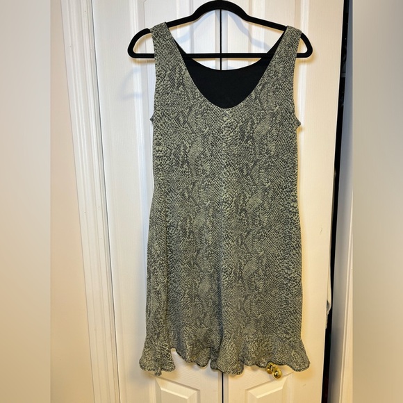 R Petites Dresses & Skirts - Vintage Y2K Animal Print - Animal Print Green Snake Dress